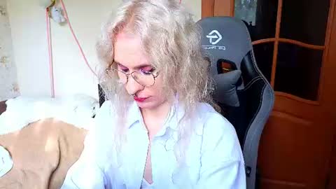 Snapshot of lori_myaf chatting on 07/22/26, 01:58 Lori ----------------------------------- online show from 07/22/26, 01:58