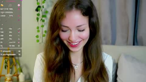 Snapshot of loriamarzinske chatting on 10/15/25, 09:59 Naomi online show from 10/15/25, 09:59