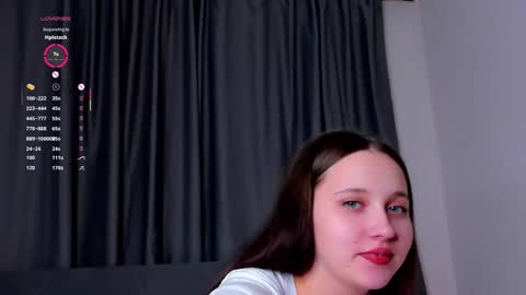 Mia online show from 10/29/25, 01:46