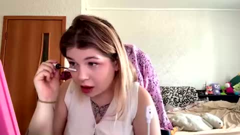 Snapshot of lorrainepurkiss chatting on 07/22/26, 03:31 Stasha online show from 07/22/26, 03:31