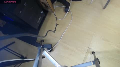 Snapshot of lory_life chatting on 01/17/25, 06:04 LORY online show from 01/17/25, 06:04