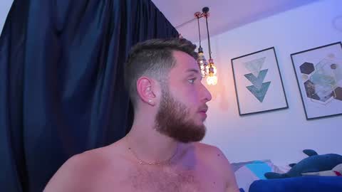 Snapshot of los_juanes chatting on 12/11/24, 11:00 JUAN  JUAN online show from 12/11/24, 11:00