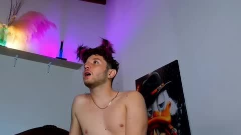 Snapshot of los_juanes chatting on 09/15/25, 10:37 JUAN  JUAN online show from 09/15/25, 10:37