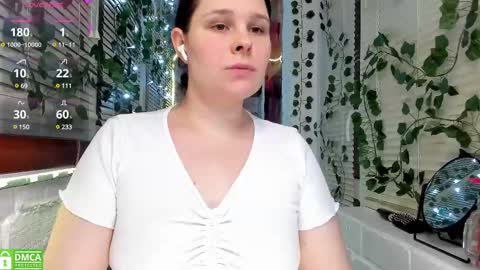 Alisa   My darlings online show from 02/09/25, 07:52