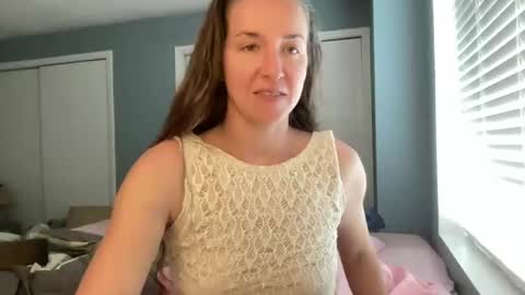 lothlori online show from 04/06/26, 05:25