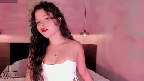Snapshot of lotti_carter chatting on 12/31/24, 06:24 Lotti online show from 12/31/24, 06:24