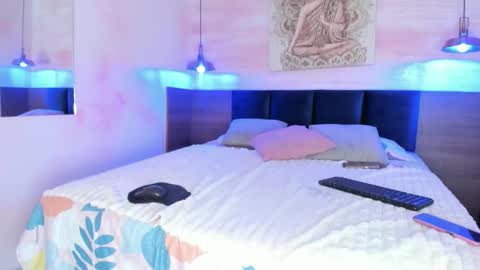 Lotti online show from 11/28/25, 03:36