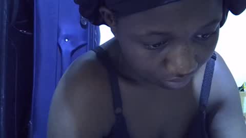 Snapshot of lotty_lavilla chatting on 11/23/25, 10:26 lotty_lavilla online show from 11/23/25, 10:26