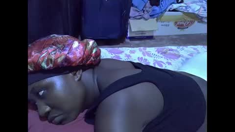 Snapshot of lotty_lavilla chatting on 01/17/26, 06:33 lotty_lavilla online show from 01/17/26, 06:33