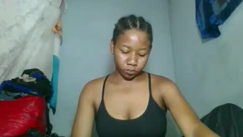 louane98 online show from 03/04/26, 09:37