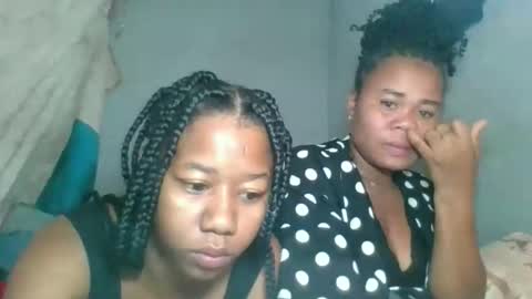 louane98 online show from 03/11/26, 07:25