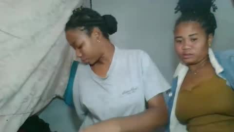 louane98 online show from 03/12/26, 07:58