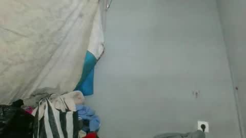 louane98 online show from 03/15/26, 10:43