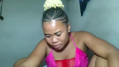 louane98 online show from 03/18/26, 08:17