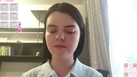 Esma online show from 06/10/26, 10:03