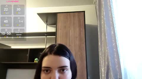 Esma online show from 07/31/26, 12:26