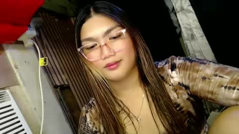 Snapshot of louheart chatting on 01/02/25, 11:09 Sweet online show from 01/02/25, 11:09