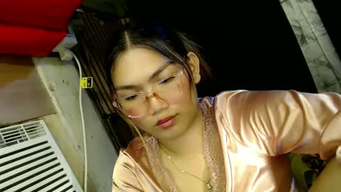 Snapshot of louheart chatting on 01/04/25, 01:52 Sweet online show from 01/04/25, 01:52