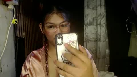 Snapshot of louheart chatting on 01/09/25, 09:47 Sweet online show from 01/09/25, 09:47