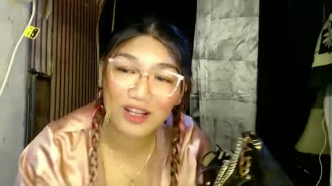 Snapshot of louheart chatting on 01/12/25, 03:46 Sweet online show from 01/12/25, 03:46