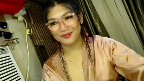 Snapshot of louheart chatting on 01/16/25, 08:36 Sweet online show from 01/16/25, 08:36