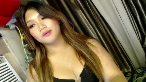 Snapshot of louheart chatting on 02/10/25, 07:28 Sweet online show from 02/10/25, 07:28