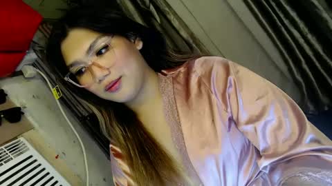 Snapshot of louheart chatting on 02/24/25, 02:51 Sweet online show from 02/24/25, 02:51