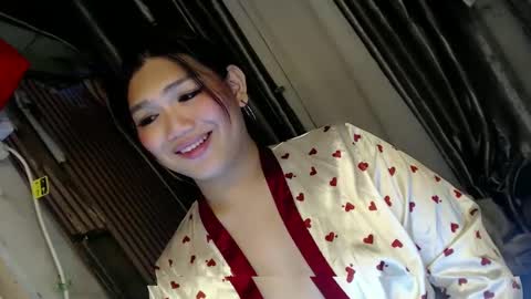 Snapshot of louheart chatting on 03/12/25, 03:07 Sweet online show from 03/12/25, 03:07