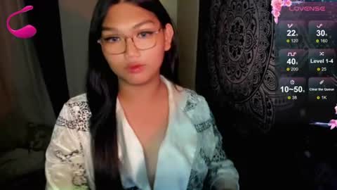 Sweet   online show from 08/04/26, 09:34