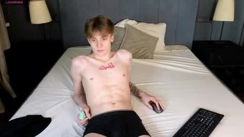 louie_evans online show from 12/22/25, 10:29