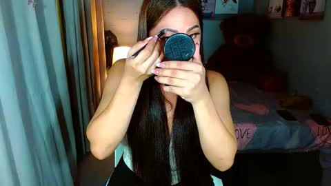 Snapshot of louie_sexy chatting on 12/30/24, 04:51 Cathy online show from 12/30/24, 04:51