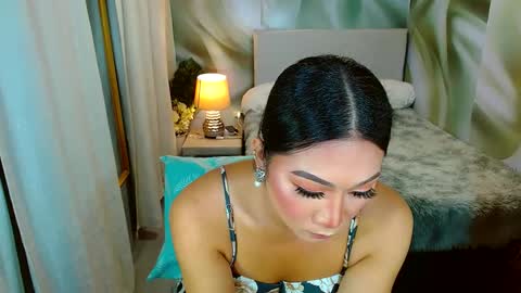 Snapshot of louie_sexy chatting on 02/26/25, 07:42 Cathy online show from 02/26/25, 07:42