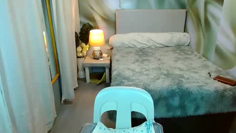 Snapshot of louie_sexy chatting on 03/03/25, 09:33 Cathy online show from 03/03/25, 09:33