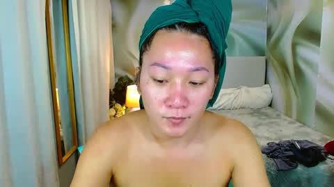 Snapshot of louie_sexy chatting on 03/05/25, 06:01 Cathy online show from 03/05/25, 06:01