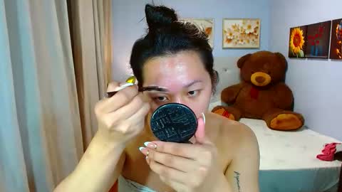 Snapshot of louie_sexy chatting on 09/14/25, 12:04 Cathy online show from 09/14/25, 12:04