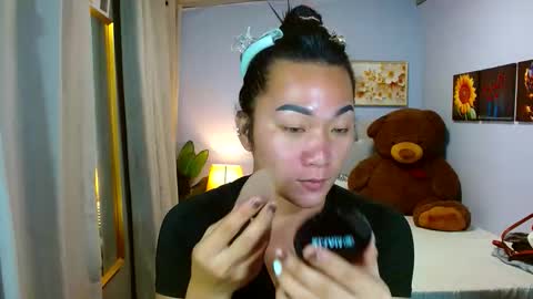 Snapshot of louie_sexy chatting on 11/04/25, 12:37 Cathy online show from 11/04/25, 12:37