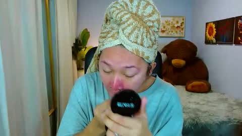 Snapshot of louie_sexy chatting on 12/03/25, 11:08 Cathy online show from 12/03/25, 11:08