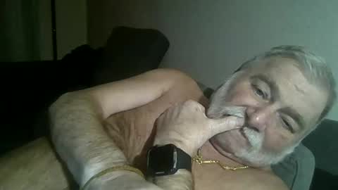 louis_chokdee online show from 12/20/24, 06:02