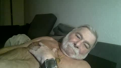 louis_chokdee online show from 01/06/25, 06:41