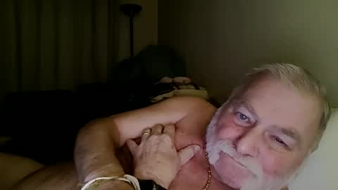 louis_chokdee online show from 11/21/25, 05:55