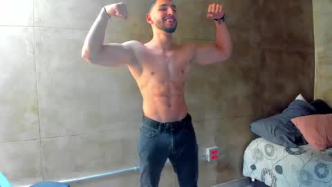 Louis online show from 03/03/25, 07:17