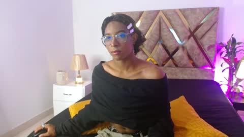 Snapshot of louis_hardstar chatting on 12/11/24, 07:36 Louis Valdz online show from 12/11/24, 07:36