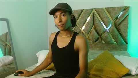 Snapshot of louis_hardstar chatting on 01/11/25, 07:38 Louis Valdz online show from 01/11/25, 07:38