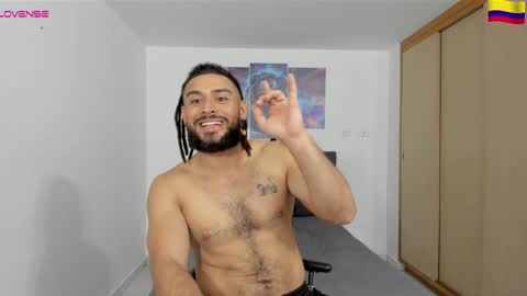 louis_marley_ online show from 12/20/24, 02:30