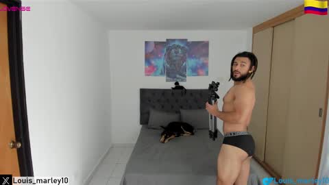louis_marley_ online show from 02/13/25, 08:24