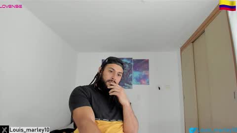 louis_marley_ online show from 12/14/25, 08:35