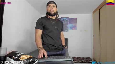 louis_marley_ online show from 12/23/25, 12:08