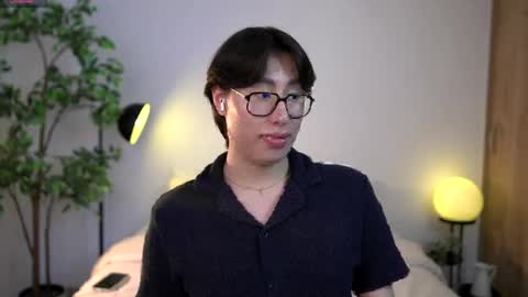 Louis online show from 04/12/26, 09:53