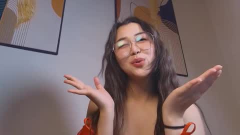 Kim online show from 05/27/26, 07:11