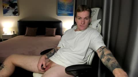 Louis  online show from 12/29/24, 08:04